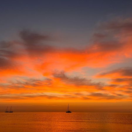 Il Bacio Del Sole Lejlighed Tertenìa Eksteriør billede